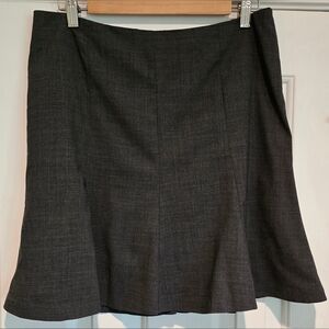 Women's Express Wool Blend  Mini Skirt Size 8 Grey Lined